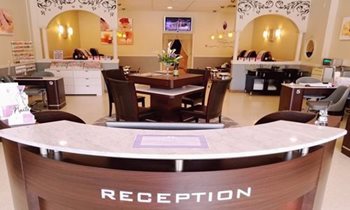 Reception Desk at Luxor Nail Spa